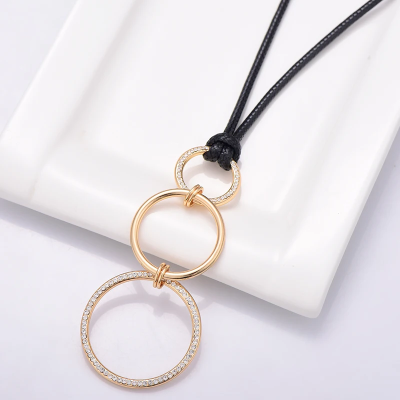 Women Necklace Long Circles Necklaces & Pendants Black Leather Rope Sweater Necklace For Women Jewelry bijoux Gift For Her
Women Necklace Long Circles Necklaces & Pendants Black Leather Rope Sweater Necklace For Women Jewelry bijoux Gift For Her