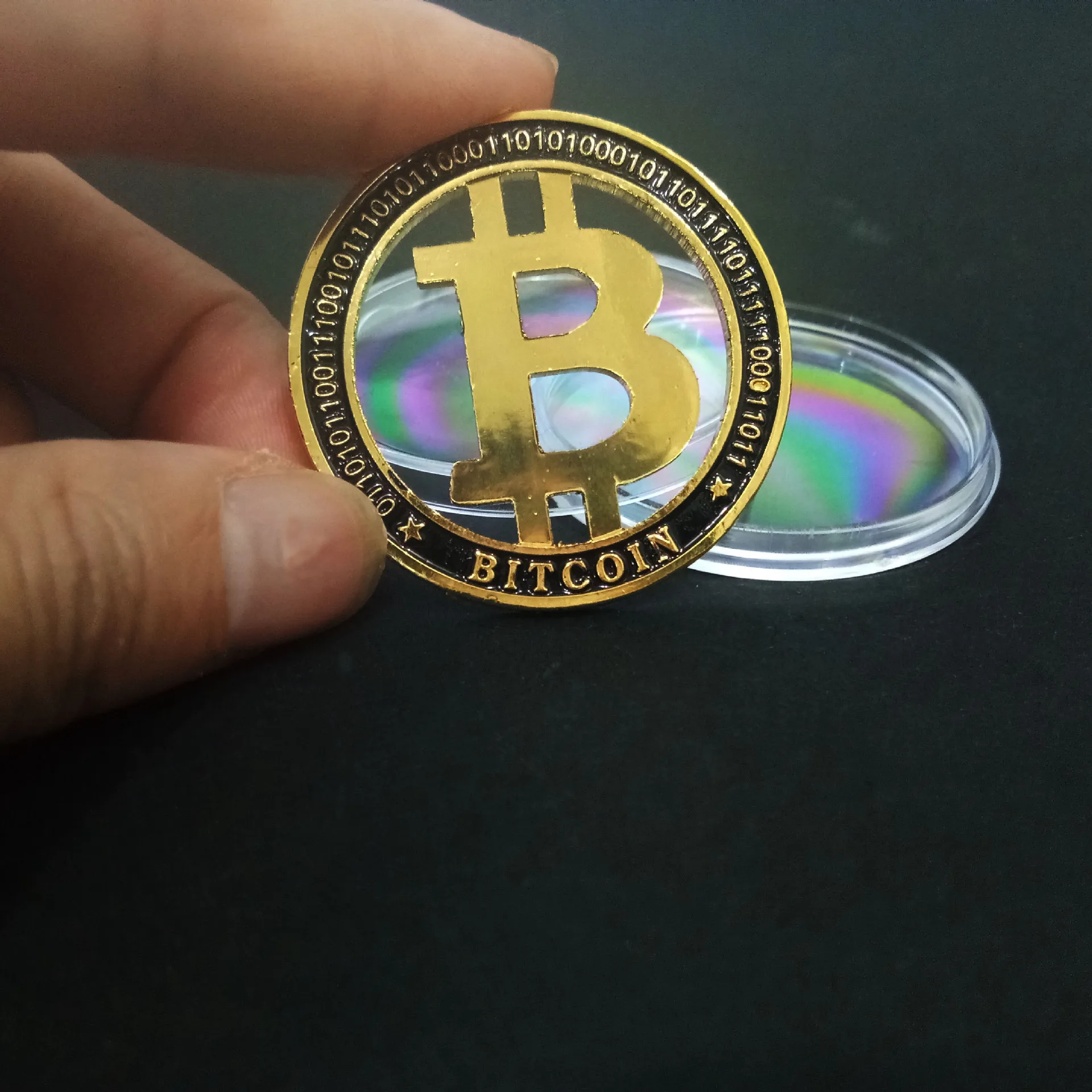 New Hollow Gold Bitcoin Commemorative Round Collectors Coin Bit Coins Digital Currency
New Hollow Gold Bitcoin Commemorative Round Collectors Coin Bit Coins Digital Currency
