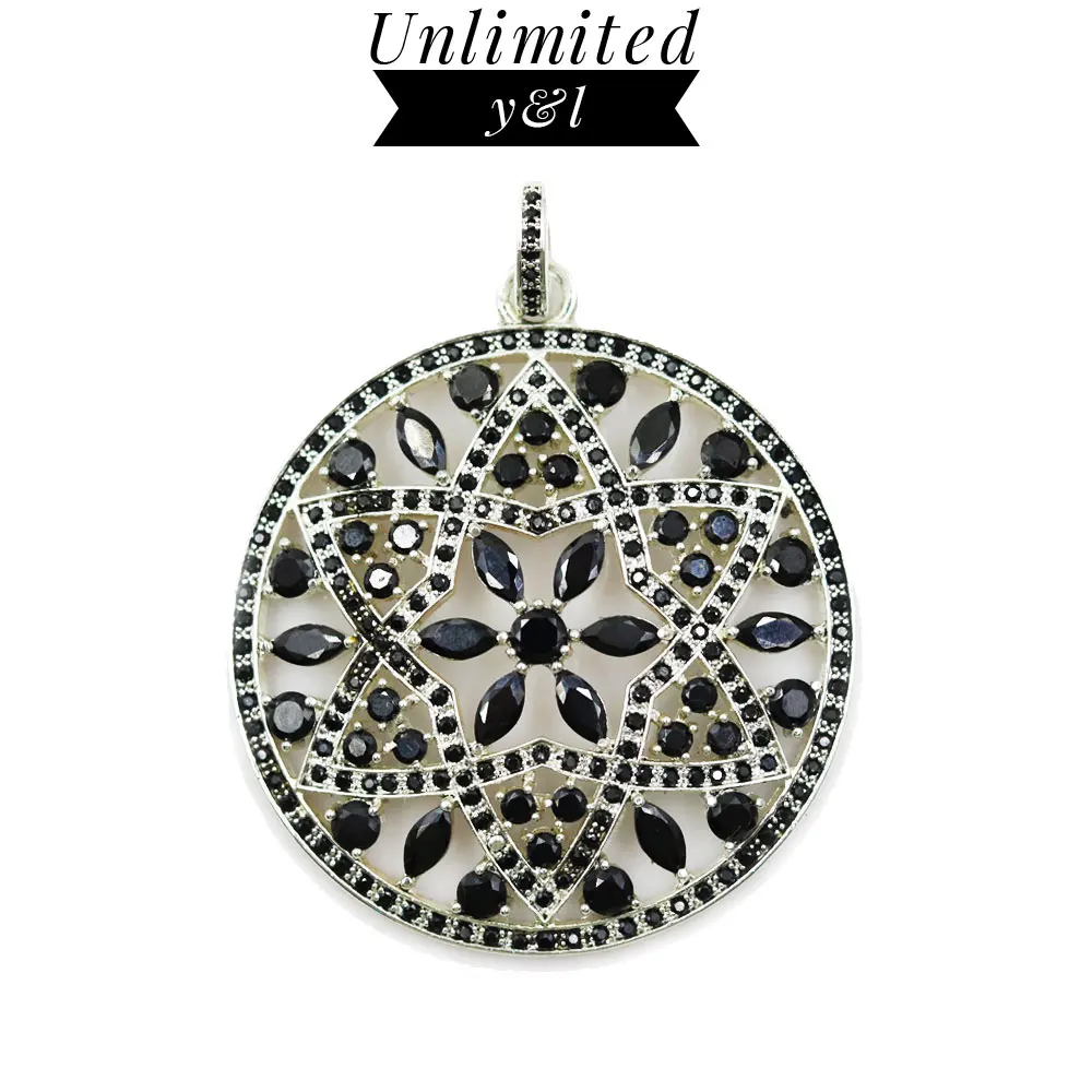 Black Flower Disc Pendants Stone Ornament 925 Sterling Silver Fashion Hollow Out Jewelry Necklaces Accessories for Women Gift
Black Flower Disc Pendants Stone Ornament 925 Sterling Silver Fashion Hollow Out Jewelry Necklaces Accessories for Women Gift