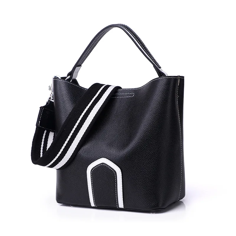 2018 New Spring Panelled Genuine Leather Bucket Bag Women Handbag Wide 2 Straps Portable Female Shoulder Messenger Bag
2018 New Spring Panelled Genuine Leather Bucket Bag Women Handbag Wide 2 Straps Portable Female Shoulder Messenger Bag