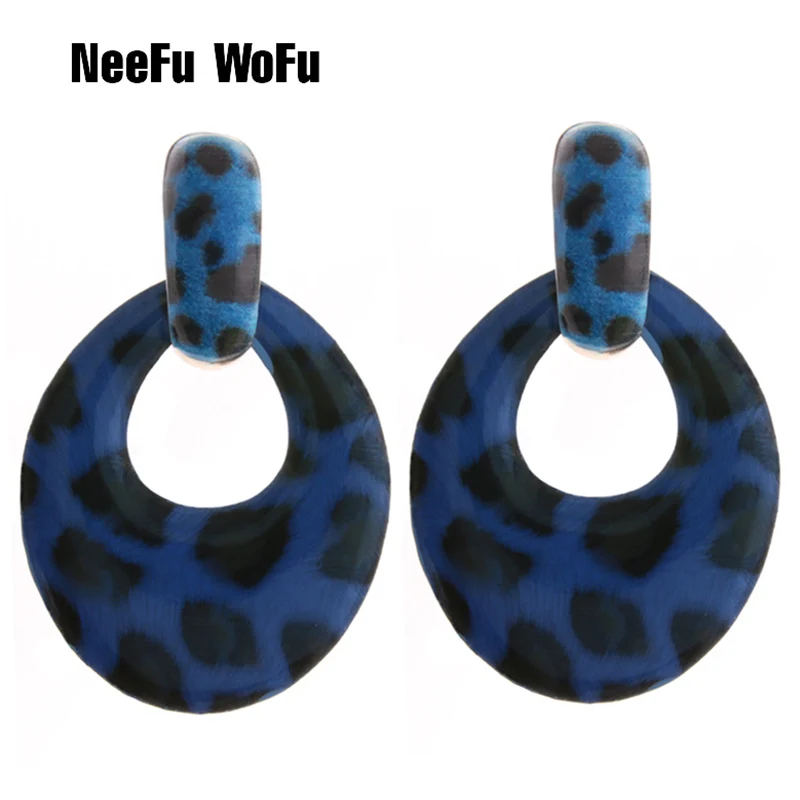 NeeFu WoFu Band tiger Leather Earrings printing Large Long Water Drop Big Earrings Woman Brinco Ear Oorbellen Christmas Gift
NeeFu WoFu Band tiger Leather Earrings printing Large Long Water Drop Big Earrings Woman Brinco Ear Oorbellen Christmas Gift