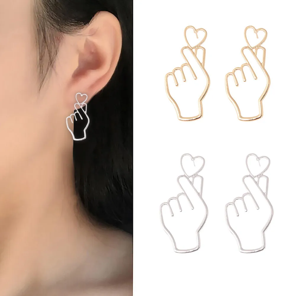 1Pair Finger Heart Alloy Earrings Hollowed Out Love Ear Studs Eardrop Jewels Dangle Earrings fashion jewelry dropshipping
1Pair Finger Heart Alloy Earrings Hollowed Out Love Ear Studs Eardrop Jewels Dangle Earrings fashion jewelry dropshipping
