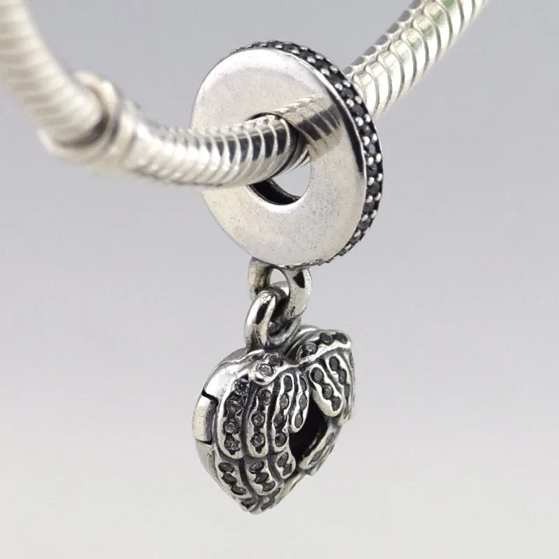 Genuine Silver Charm fits Pandora Bracelets 100% 925 Silver Jewelry Angel Wings charms CZ Micro Pave Dangles for DIY
Genuine Silver Charm fits Pandora Bracelets 100% 925 Silver Jewelry Angel Wings charms CZ Micro Pave Dangles for DIY
