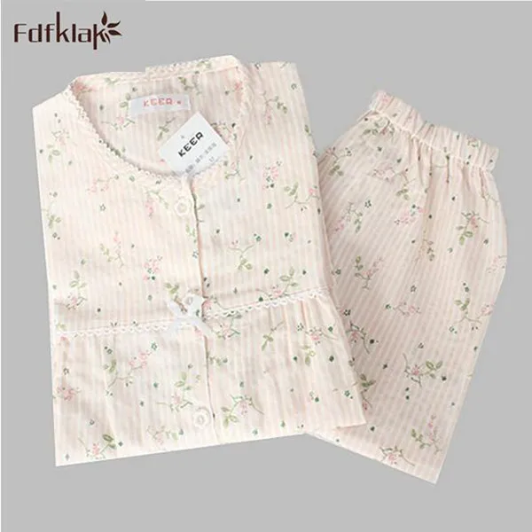 Large Size Loose Women Cotton Pajamas Spring Summer Shorts Sleeve Pijamas Mujer Women's Sleepwear Set Floral Print Pyjama Femme
Large Size Loose Women Cotton Pajamas Spring Summer Shorts Sleeve Pijamas Mujer Women's Sleepwear Set Floral Print Pyjama Femme