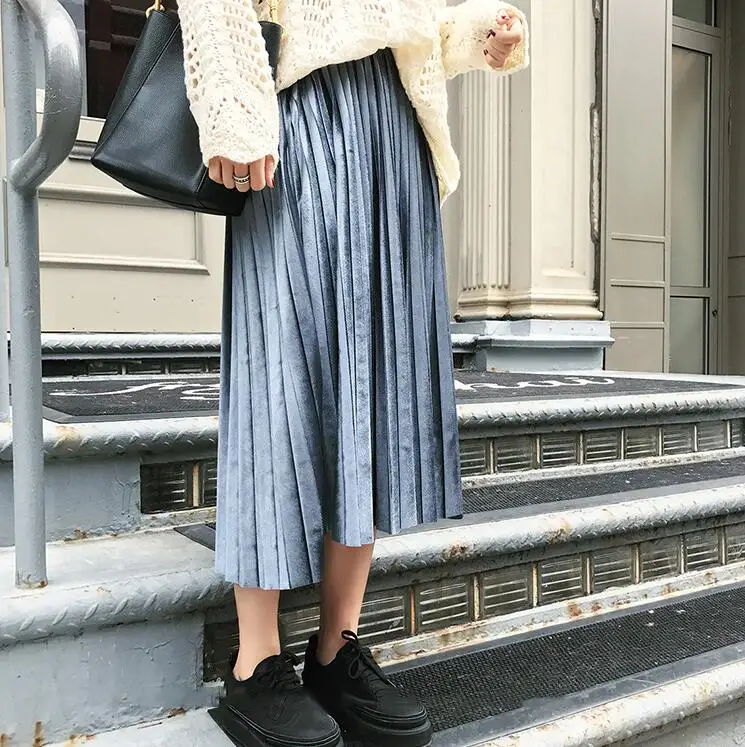 New 2018 Autumn And Winter High Waisted Skinny Female Velvet Elegant dress Pleated dress Pleated half long joker dress
New 2018 Autumn And Winter High Waisted Skinny Female Velvet Elegant dress Pleated dress Pleated half long joker dress