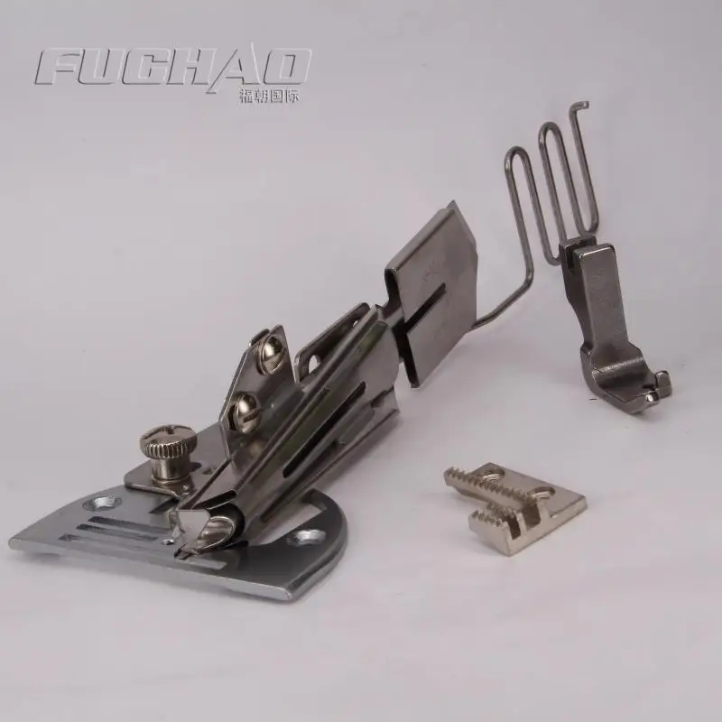 DAYU120, K10 flat right angle edging tube with presser foot and teeth (activity adjustable)
DAYU120, K10 flat right angle edging tube with presser foot and teeth (activity adjustable)
