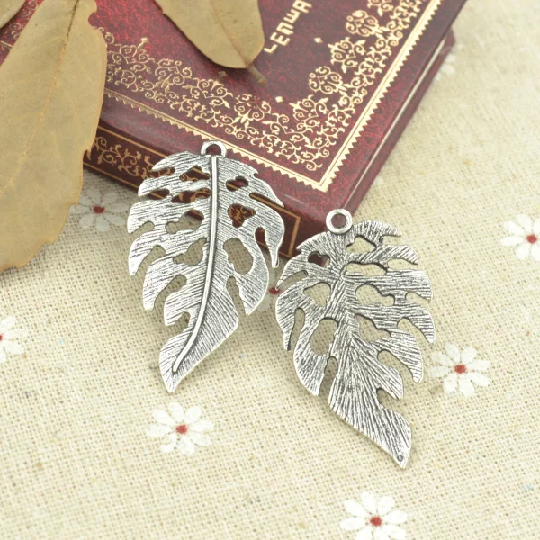 10pcs alloy Tibetan Silver Plated tree leaf Charms Pendants for Jewelry Making DIY Handmade Craft 45*26mm 2185
10pcs alloy Tibetan Silver Plated tree leaf Charms Pendants for Jewelry Making DIY Handmade Craft 45*26mm 2185