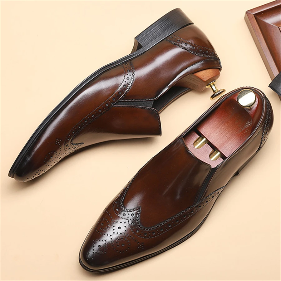 Genuine leather Men brogue Business Wedding banquet shoes casual flat shoes vintage handmade oxford shoes for men black burgundy
Genuine leather Men brogue Business Wedding banquet shoes casual flat shoes vintage handmade oxford shoes for men black burgundy