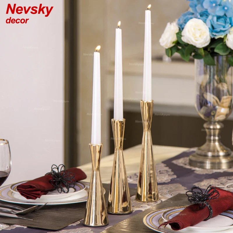 Modern golden Candle Stand Candlestick Light Romantic Candlelight Dinner Home Candle Holders For Wedding Decoration Centerpiece
Modern golden Candle Stand Candlestick Light Romantic Candlelight Dinner Home Candle Holders For Wedding Decoration Centerpiece