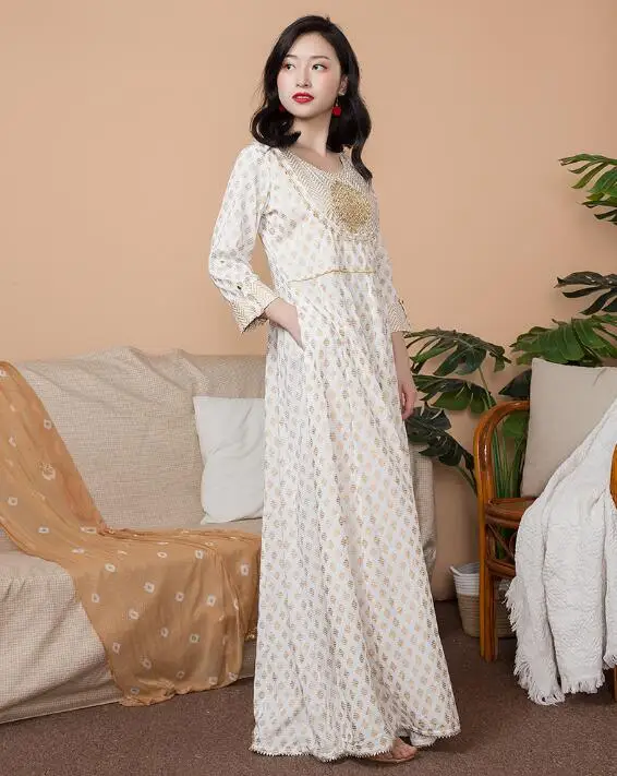 2019 New India Salwar Kameez Sets Fashion Woman Ethnic Styles Printing Costume Cotton Dress Spring Summer Lady Long Dress
2019 New India Salwar Kameez Sets Fashion Woman Ethnic Styles Printing Costume Cotton Dress Spring Summer Lady Long Dress