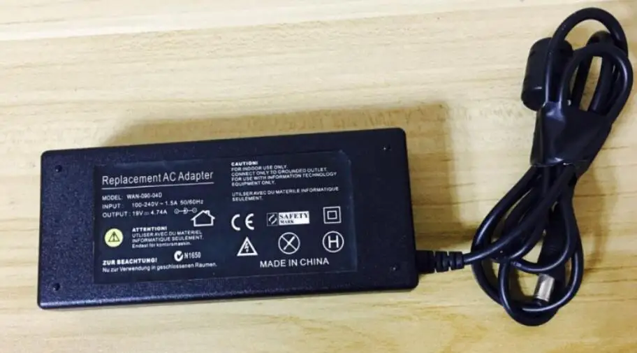 Power supply adapter laptop charger for ACER Extensa 5210 5220 5230 5235 5420 5430 5610 5620 7220 7620 7630 FOR Ferrari 1000
Power supply adapter laptop charger for ACER Extensa 5210 5220 5230 5235 5420 5430 5610 5620 7220 7620 7630 FOR Ferrari 1000