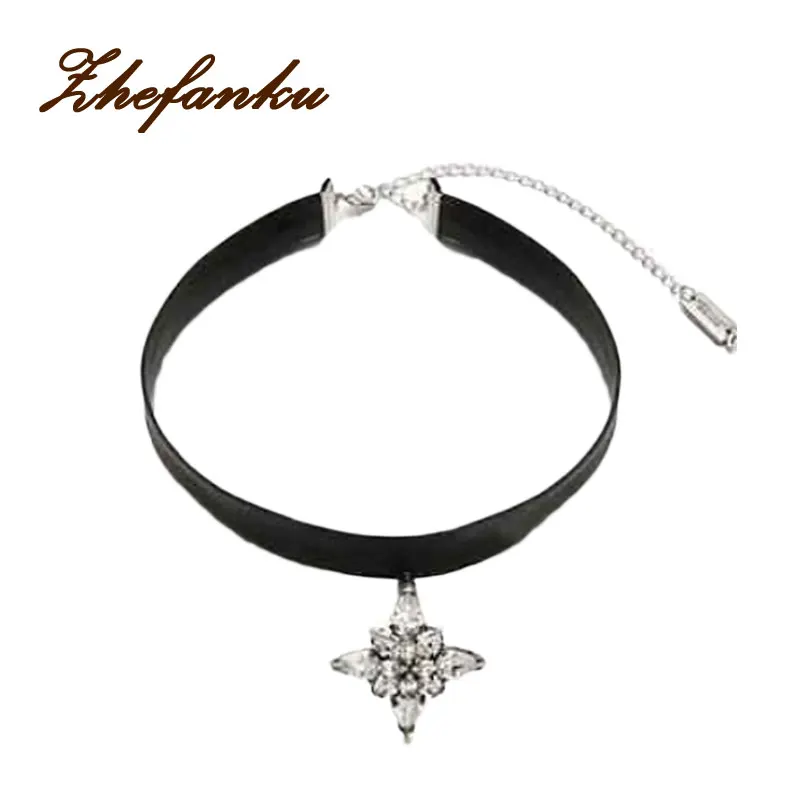 Fashion 2017 Crystal Leather Choker Necklaces Women Punk Pendant Necklace Gothic Choker Fashion Goth Boho Jewelry For Girls
Fashion 2017 Crystal Leather Choker Necklaces Women Punk Pendant Necklace Gothic Choker Fashion Goth Boho Jewelry For Girls