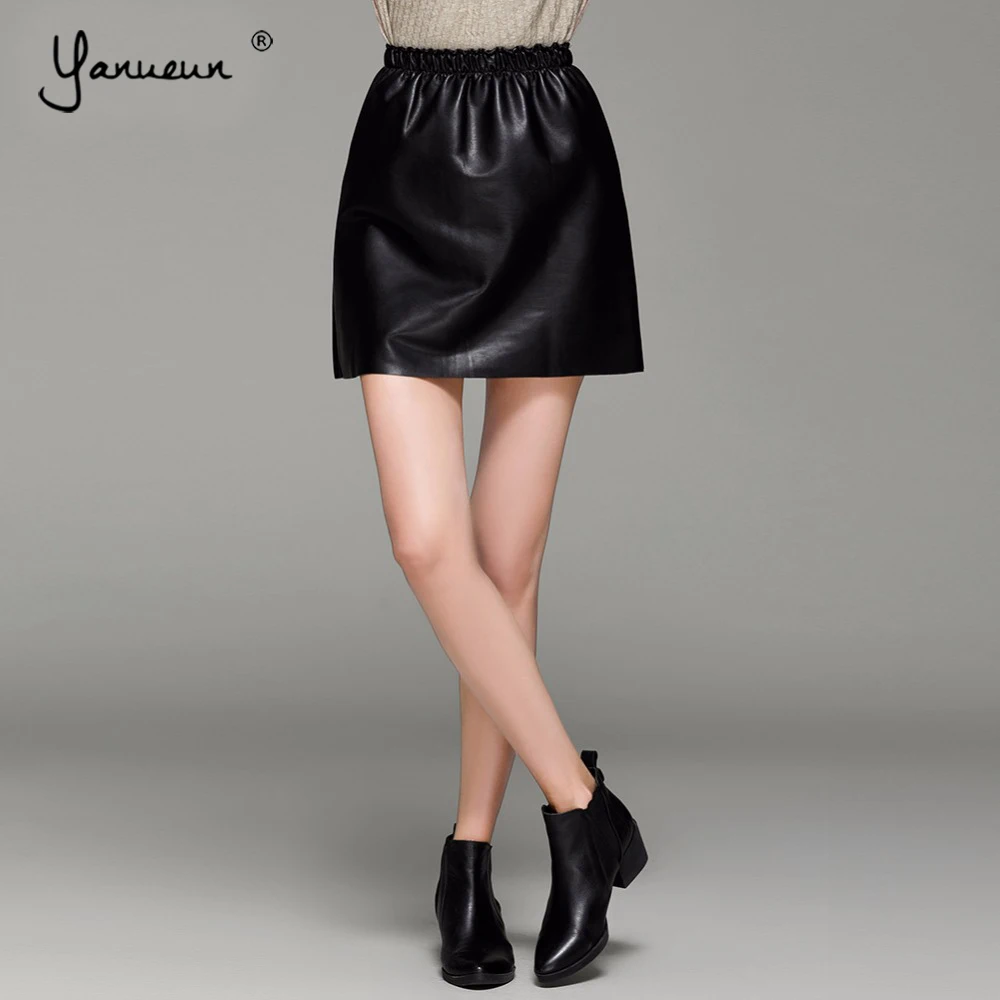 Yanueun Four Seasons Women PU Black Elastic Waist Faux Leather A line Basic Solid Mini Skirt Casual Brand Cozy Skirts
Yanueun Four Seasons Women PU Black Elastic Waist Faux Leather A line Basic Solid Mini Skirt Casual Brand Cozy Skirts