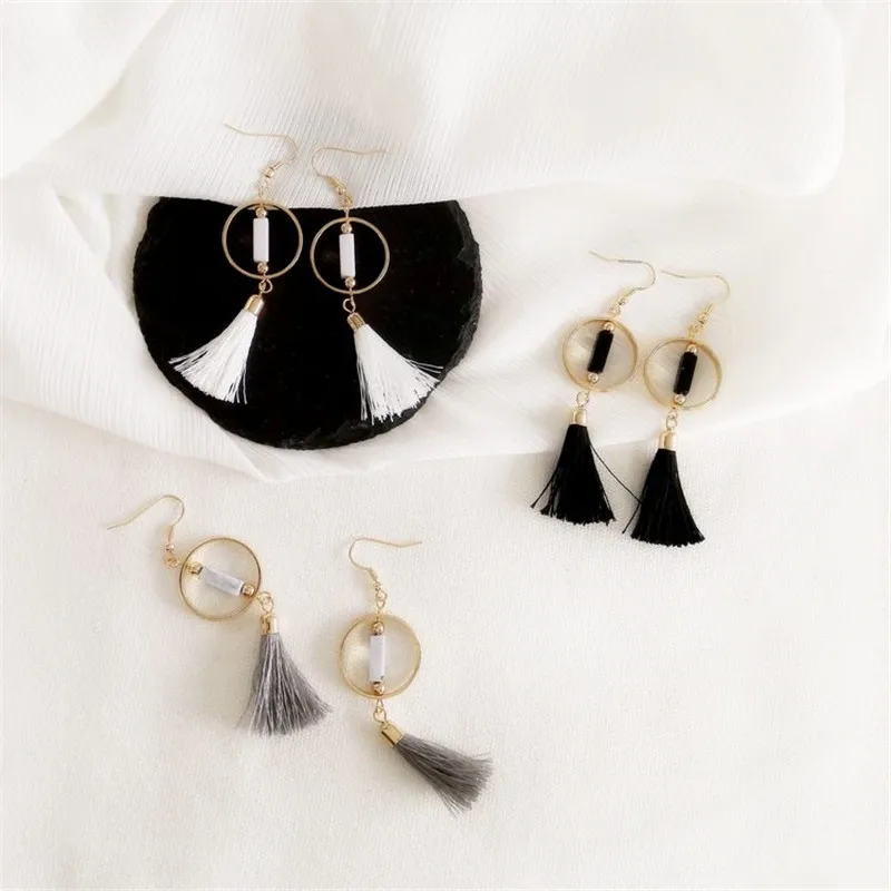 Retro earrings Circular stone tassel pendant earrings women fashion dangle earrings tassel earrings for women jewelry
Retro earrings Circular stone tassel pendant earrings women fashion dangle earrings tassel earrings for women jewelry