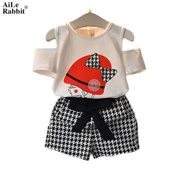 AiLe Rabbit 2018 Girls Suit Strapless Top + Pants 2 Pcs/set Fashion Little Girl Pattern Plaid Pants Summer Short-sleeved Wear
AiLe Rabbit 2018 Girls Suit Strapless Top + Pants 2 Pcs/set Fashion Little Girl Pattern Plaid Pants Summer Short-sleeved Wear