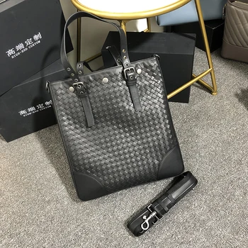 Customized waxed cowhide business man bags genuine leather hangbags Classic leisure Hand knitted Briefcase
Customized waxed cowhide business man bags genuine leather hangbags Classic leisure Hand knitted Briefcase