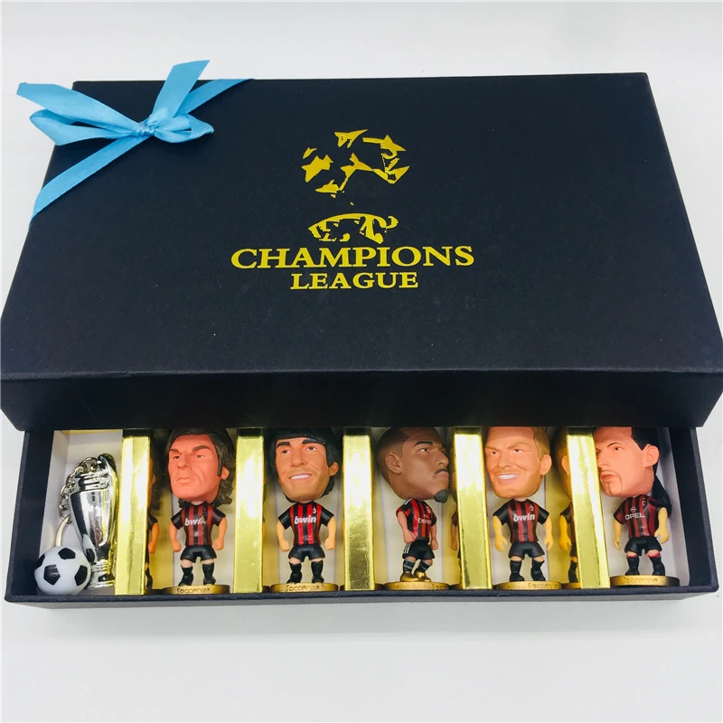 

11pcs Soccerwe Star Doll AC#Milan Pirlo Inzaghi Baggio Ronaldinho Kaka Nesta Figurine Red Black Kit Gift Box Mini Ball Trophy