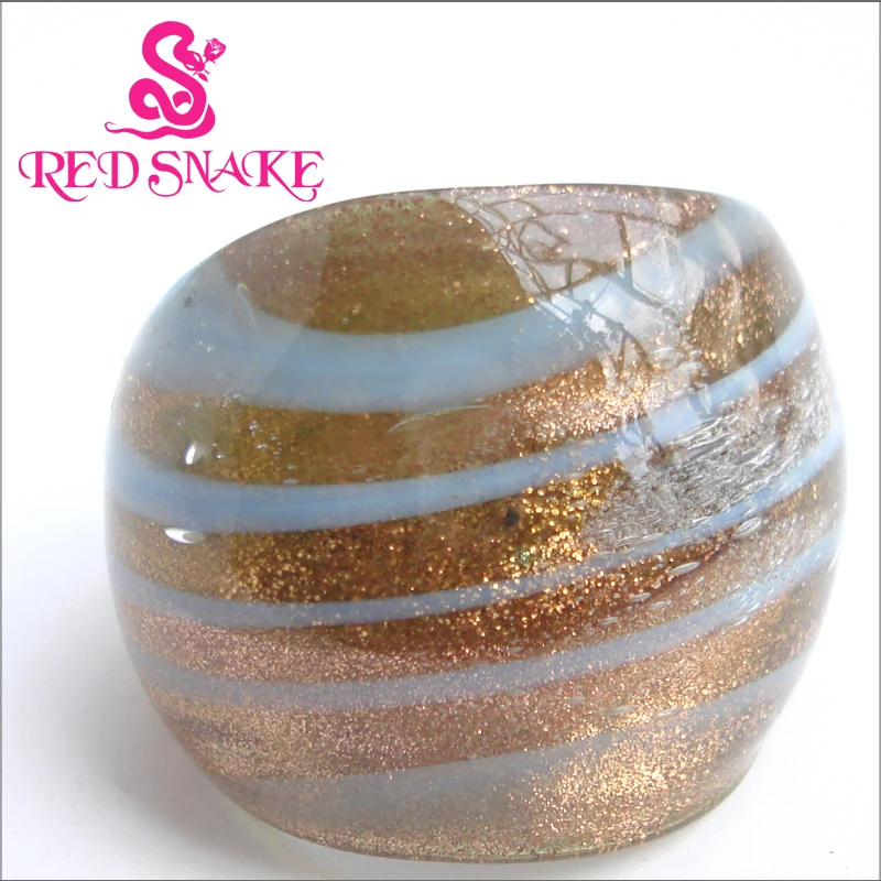 RED SNAKE Fashion Ring Handmade Gold sand bottom color with light blue line Design Murano Glass Rings
RED SNAKE Fashion Ring Handmade Gold sand bottom color with light blue line Design Murano Glass Rings