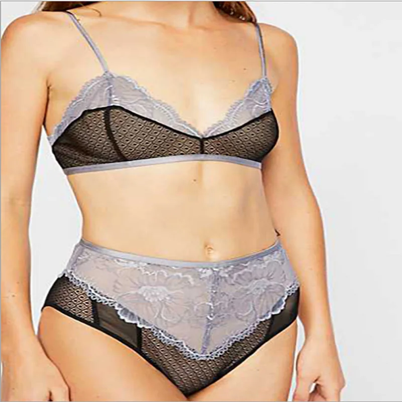 Romantic perspective V-neck design Bra bud ribbon contrast color trim shoulder strap adjustable vest underwear 2019
Romantic perspective V-neck design Bra bud ribbon contrast color trim shoulder strap adjustable vest underwear 2019