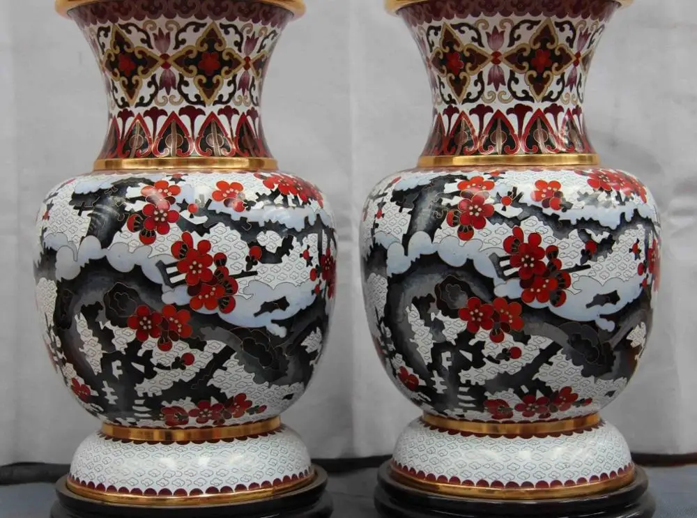 12 Palace Copper Cloisonne Gilt Enamel Jiang Xue plum blossom Jar Pot Vase Pair 8.02
12 Palace Copper Cloisonne Gilt Enamel Jiang Xue plum blossom Jar Pot Vase Pair 8.02