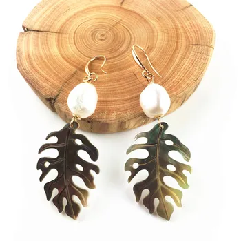 DM jewelry new shell leaves earrings ladies fashion freshwater pearl earrings birthday gift party items 2020 new pendant earrin 
DM jewelry new shell leaves earrings ladies fashion freshwater pearl earrings birthday gift party items 2020 new pendant earrin