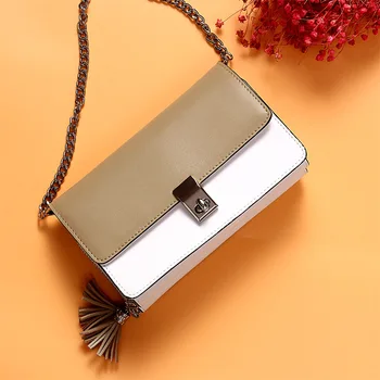 Moxi Women Messenger Bags Genuine Leather Handbag Tassel Shoulder Bag Tote Purse Party Package Ladies Bolsas Feminina
Moxi Women Messenger Bags Genuine Leather Handbag Tassel Shoulder Bag Tote Purse Party Package Ladies Bolsas Feminina