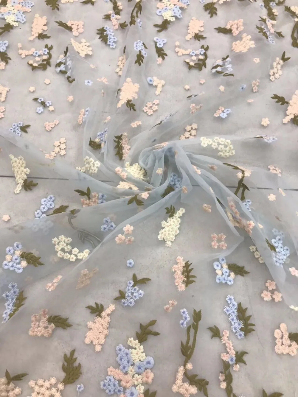 Bridal 3d flower lace fabric embroidered lace fabric S-932 with flowers french net lace fabric
Bridal 3d flower lace fabric embroidered lace fabric S-932 with flowers french net lace fabric