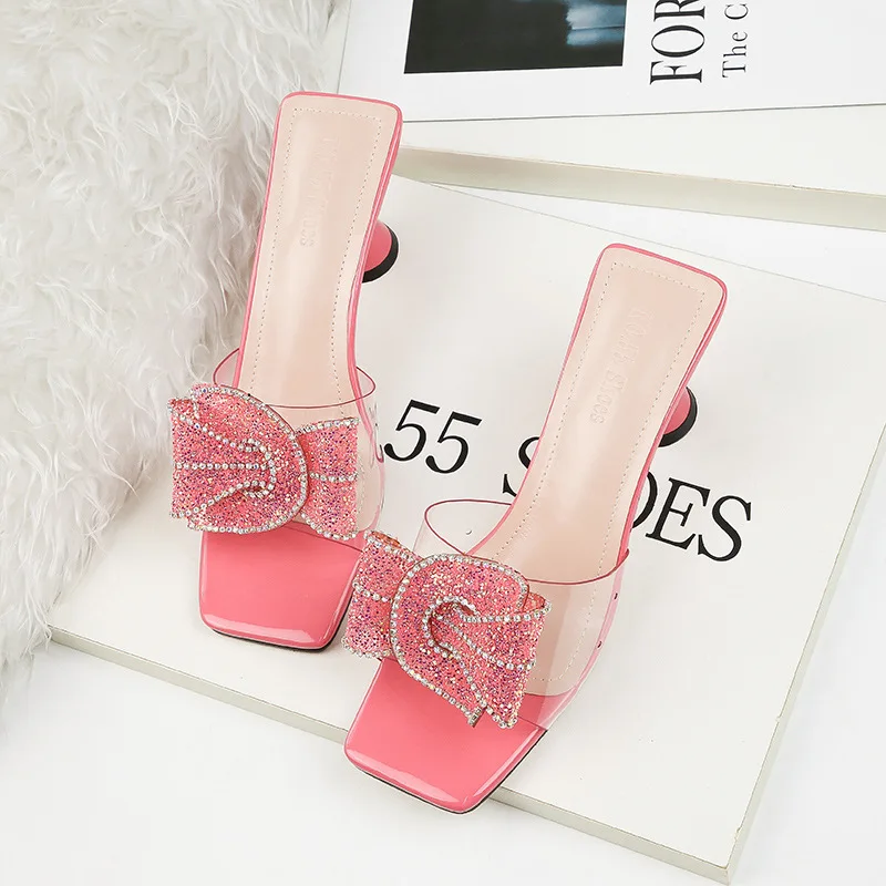 2019 New PVC Women Slippers Thick Heels Crystal Sandals Flips Flops Female Summer Party Shoe Open Toe For Women Shoes A038
2019 New PVC Women Slippers Thick Heels Crystal Sandals Flips Flops Female Summer Party Shoe Open Toe For Women Shoes A038