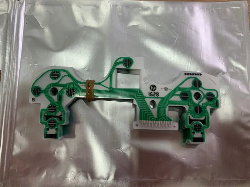 300pcs/lot original new for ps4 jdm 040 4.0 game controller conductive film flex cable
300pcs/lot original new for ps4 jdm 040 4.0 game controller conductive film flex cable