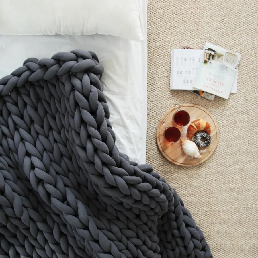2018 New Super Chunky Knit Blanket Soft Warm Cotton Braid Blanket Throws Rugs Giant blanket Christmas Gifts Home Decorations
2018 New Super Chunky Knit Blanket Soft Warm Cotton Braid Blanket Throws Rugs Giant blanket Christmas Gifts Home Decorations