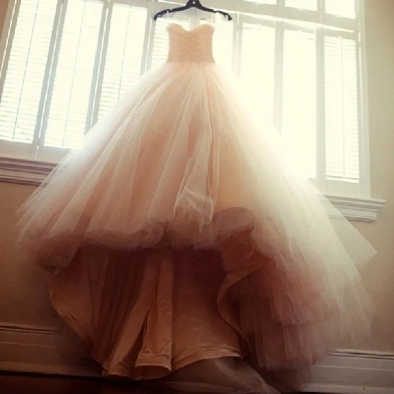 Cheap Sweetheart Wedding Gowns 2017 Elegant Ball Gown Champagne Vestido de noiva High Quality Real Bridal Gowns Custom Made
Cheap Sweetheart Wedding Gowns 2017 Elegant Ball Gown Champagne Vestido de noiva High Quality Real Bridal Gowns Custom Made