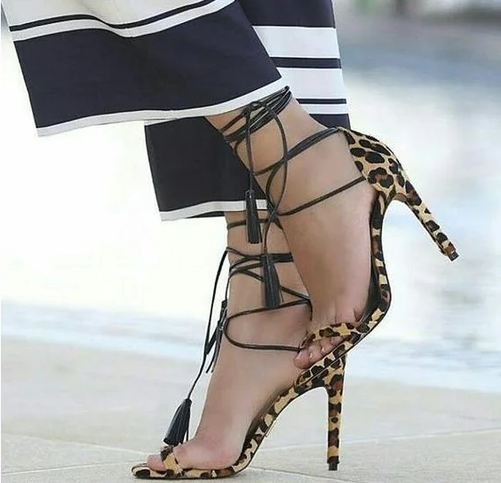 Big Size 44 Summer Hot New Woman Leopard Peep Toe Cross Lace Up Tassel Fringed Sexy High Heel Dress Party Sandals Shoes Lady
Big Size 44 Summer Hot New Woman Leopard Peep Toe Cross Lace Up Tassel Fringed Sexy High Heel Dress Party Sandals Shoes Lady