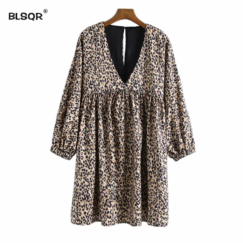 Wild Leopard Sexy Deep V neck pleated Dress Animal Skin Pattern Chic Long Sleeve Retro Vintage Casual Straight Dress Vestidos
Wild Leopard Sexy Deep V neck pleated Dress Animal Skin Pattern Chic Long Sleeve Retro Vintage Casual Straight Dress Vestidos