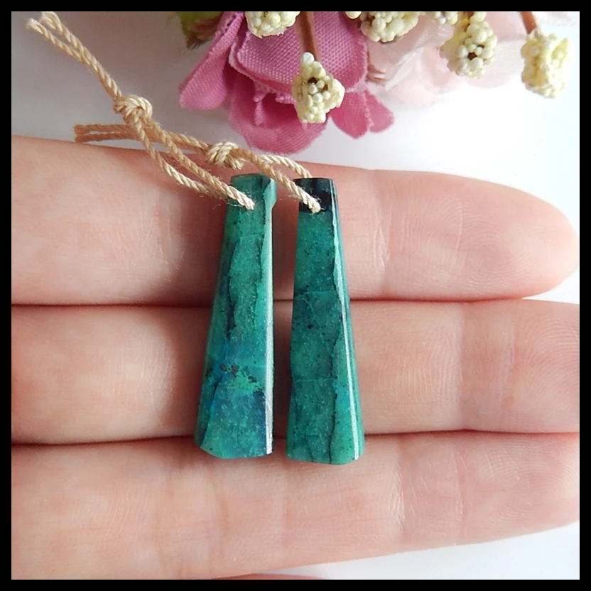 Semiprecious stone jewelry,birthday gift.Chrysocolla Earrings Beads,30x8x4mm,3.9g
Semiprecious stone jewelry,birthday gift.Chrysocolla Earrings Beads,30x8x4mm,3.9g