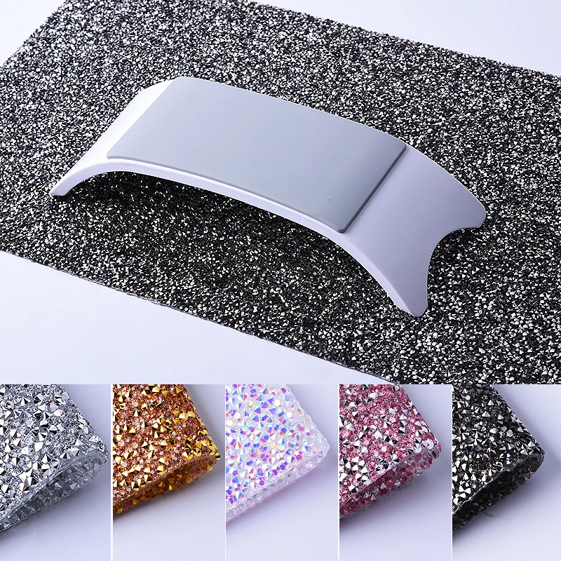 Nail Art Mat Table Pad Holographic Pink Black Gold Mixed Colors Shiny Rhinestones Reusable Foldable Nails Accessories Tool
Nail Art Mat Table Pad Holographic Pink Black Gold Mixed Colors Shiny Rhinestones Reusable Foldable Nails Accessories Tool
