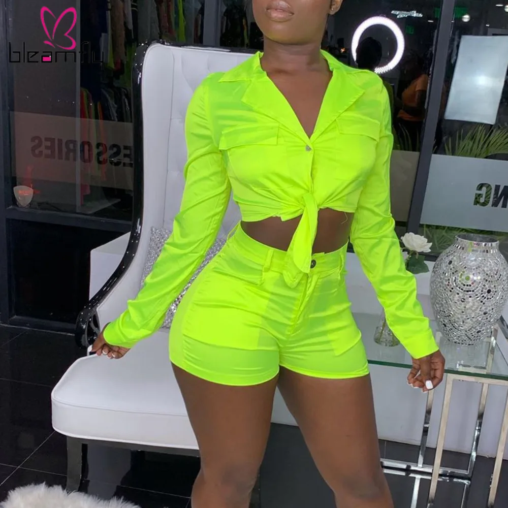 Summer 2019 Women 2 Piece Shorts Set Sexy Long Sleeve Short Top And Shorts Neon Green Ladies Beach Two Piece Sets Outfits
Summer 2019 Women 2 Piece Shorts Set Sexy Long Sleeve Short Top And Shorts Neon Green Ladies Beach Two Piece Sets Outfits