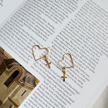 Cross heart earrings pure 925 sterling silver fashion trendy simple design wild drop earrings for women charms fine jewelry gift
Cross heart earrings pure 925 sterling silver fashion trendy simple design wild drop earrings for women charms fine jewelry gift