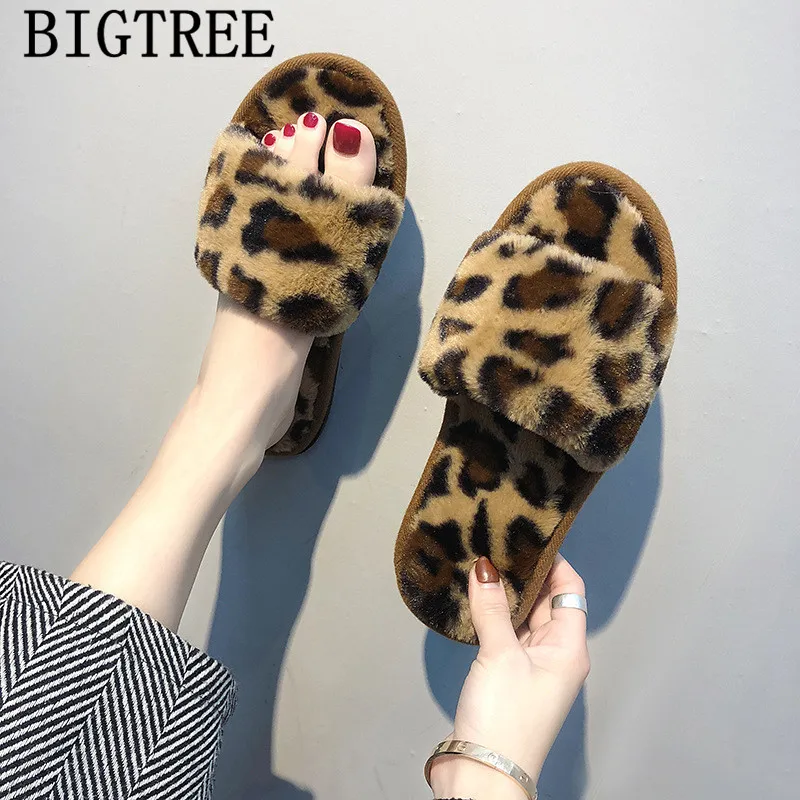 designer leopard fur slippers women home shoes woman fur slides women indoor slippers terlik pantufa pantoufle femme hiver chaud
designer leopard fur slippers women home shoes woman fur slides women indoor slippers terlik pantufa pantoufle femme hiver chaud