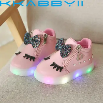 Spring Glowing Girls Sneakers Basket Led Children Lighting Shoes Boys Fashion Luminous Sneaker Flat Size 21-30
Spring Glowing Girls Sneakers Basket Led Children Lighting Shoes Boys Fashion Luminous Sneaker Flat Size 21-30