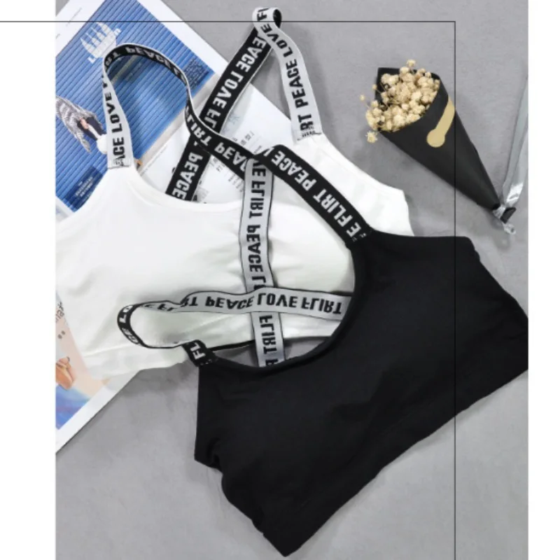 Letter Print Backless Bra Women Crop Top Sexy Lingerie Black White Bralette Women Underwear One Piece Wireless Padded Bras T8
Letter Print Backless Bra Women Crop Top Sexy Lingerie Black White Bralette Women Underwear One Piece Wireless Padded Bras T8