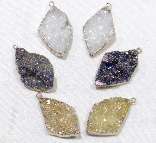 fashionTitanium Crystal Druzy Quartz Quartz Geode stone shape pendant crystal for diy jewelry making necklace 6pcs
fashionTitanium Crystal Druzy Quartz Quartz Geode stone shape pendant crystal for diy jewelry making necklace 6pcs