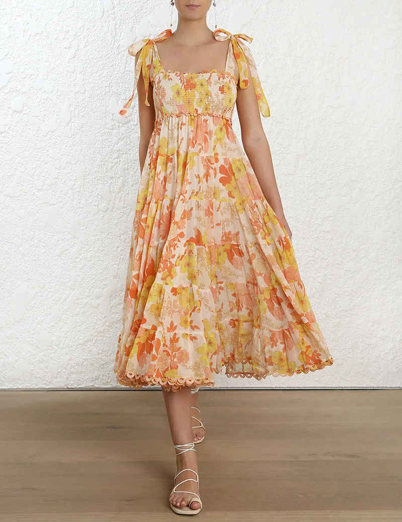 Primrose Crinkle Marigold Floral Print Sleeveless Midi Dress Straps & Tiered Flared & Embroidery Detail - Limited New In Stock
Primrose Crinkle Marigold Floral Print Sleeveless Midi Dress Straps & Tiered Flared & Embroidery Detail - Limited New In Stock