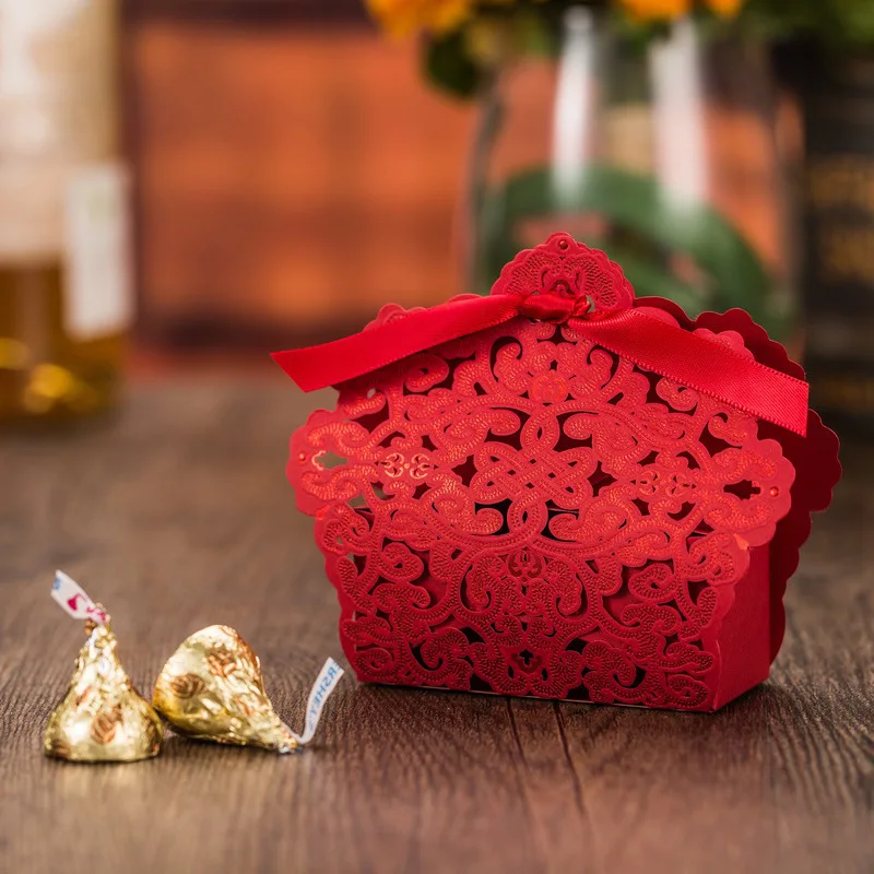50pcs Laser Cut Wedding Favor Gift Boxes Wedding Candy Box Paper Boite Dragee De Mariage Deco Chocolate Cake Box with Ribbons
50pcs Laser Cut Wedding Favor Gift Boxes Wedding Candy Box Paper Boite Dragee De Mariage Deco Chocolate Cake Box with Ribbons
