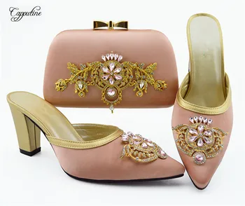 Popular pink pointed toe shoes with handbag sets nice pump with purse for wedding/party QSL009, heel height 9cm
Popular pink pointed toe shoes with handbag sets nice pump with purse for wedding/party QSL009, heel height 9cm