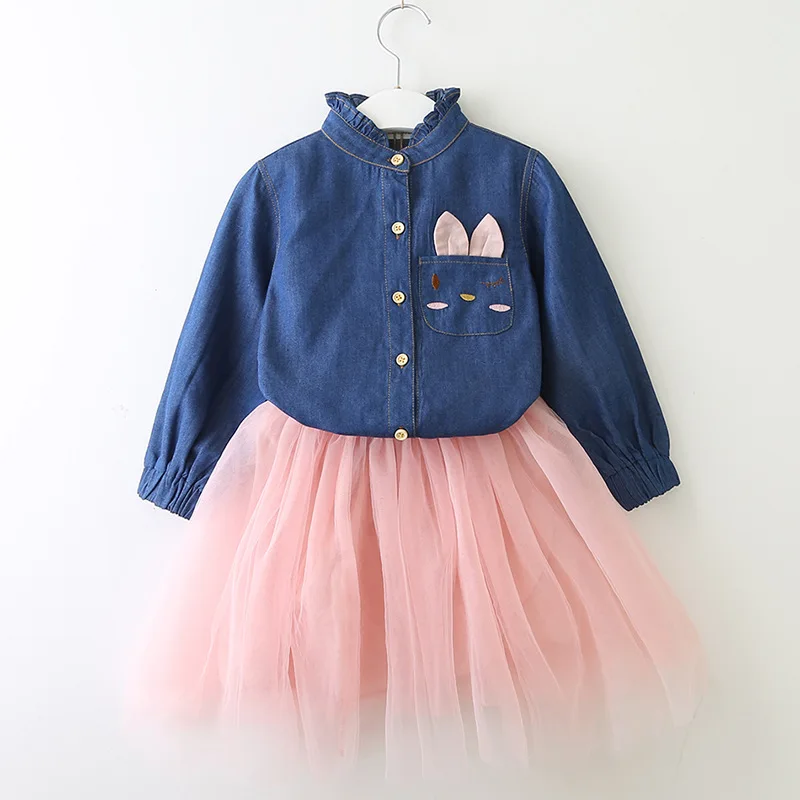 2019 New Children's Suit Girls Cartoon Embroidered Denim Shirt Suit Skirt Children's Two-piece Suit 9044
2019 New Children's Suit Girls Cartoon Embroidered Denim Shirt Suit Skirt Children's Two-piece Suit 9044