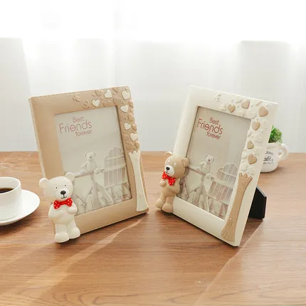 7 Inch Creative Cute Cartoon Photo Frame Bear Bow Horizontal Vertical Version Simple Photo Frame Baby Photo Wedding Gift ZM169
7 Inch Creative Cute Cartoon Photo Frame Bear Bow Horizontal Vertical Version Simple Photo Frame Baby Photo Wedding Gift ZM169