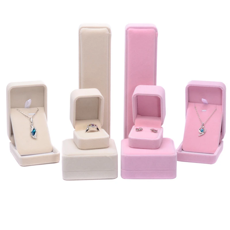Flannelette Jewelry Box Stud Earrings Necklaces Pendant Storage Box Women Jewelry Display Case
Flannelette Jewelry Box Stud Earrings Necklaces Pendant Storage Box Women Jewelry Display Case