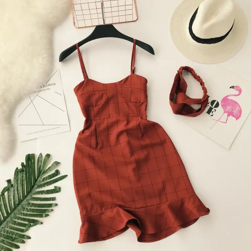 2019 New Women's Summer Dress Fashion Sexy V Neck Thin Strap Short Sundress Female Lady Ruffles Plaid Clothing Vintage
2019 New Women's Summer Dress Fashion Sexy V Neck Thin Strap Short Sundress Female Lady Ruffles Plaid Clothing Vintage