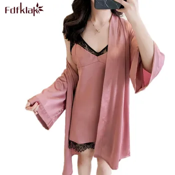 New arrival silk bathrobe women long sleeve lace dressing gown female robe set slim two pieces home clothes women's bath robe
New arrival silk bathrobe women long sleeve lace dressing gown female robe set slim two pieces home clothes women's bath robe