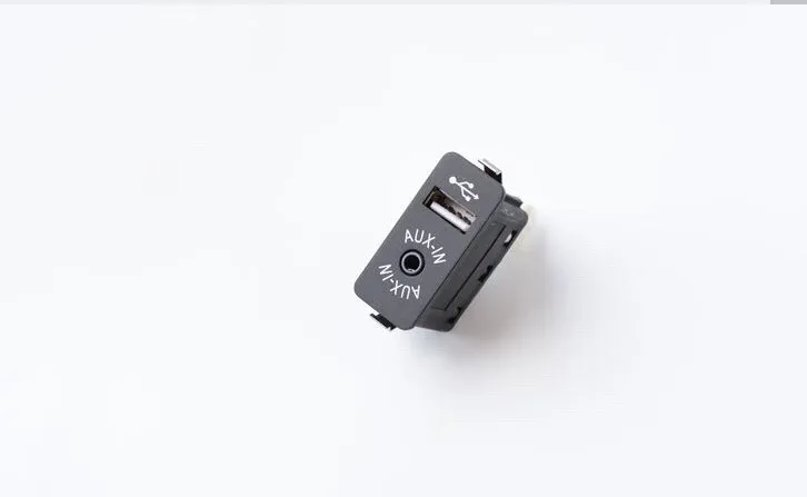 USB Aux in Auxiliary Input Audio plug Socket adapter for BMW E39 E46 E38 E53 X5 GPS navigation CD Radio
USB Aux in Auxiliary Input Audio plug Socket adapter for BMW E39 E46 E38 E53 X5 GPS navigation CD Radio